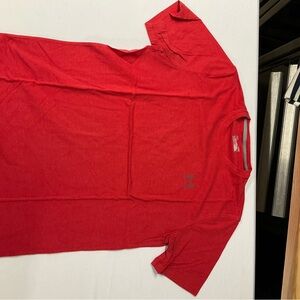 Under Armour Red Short Sleeve Tee
